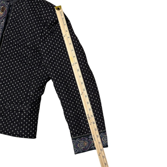 Vera Bradley Black Vintage Quilted Button Decorative Cuff Jacket Size Small - Picture 4 of 5